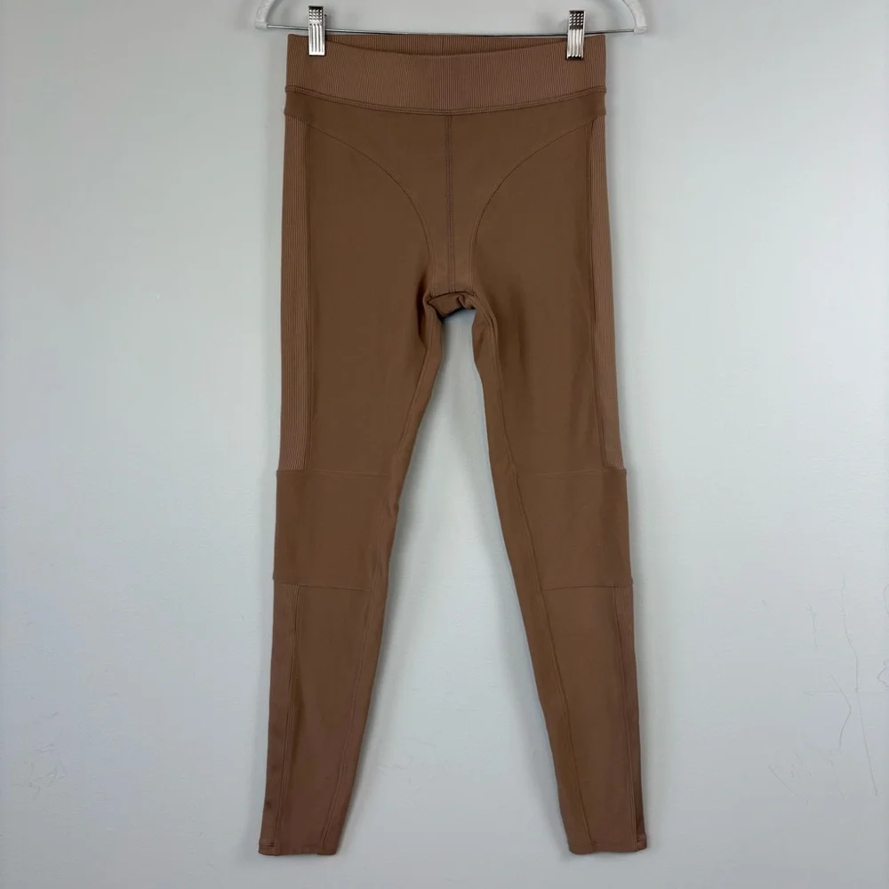 Alo Yoga Alosoft High-Waist Head Start‎ Legging Sz M Almond